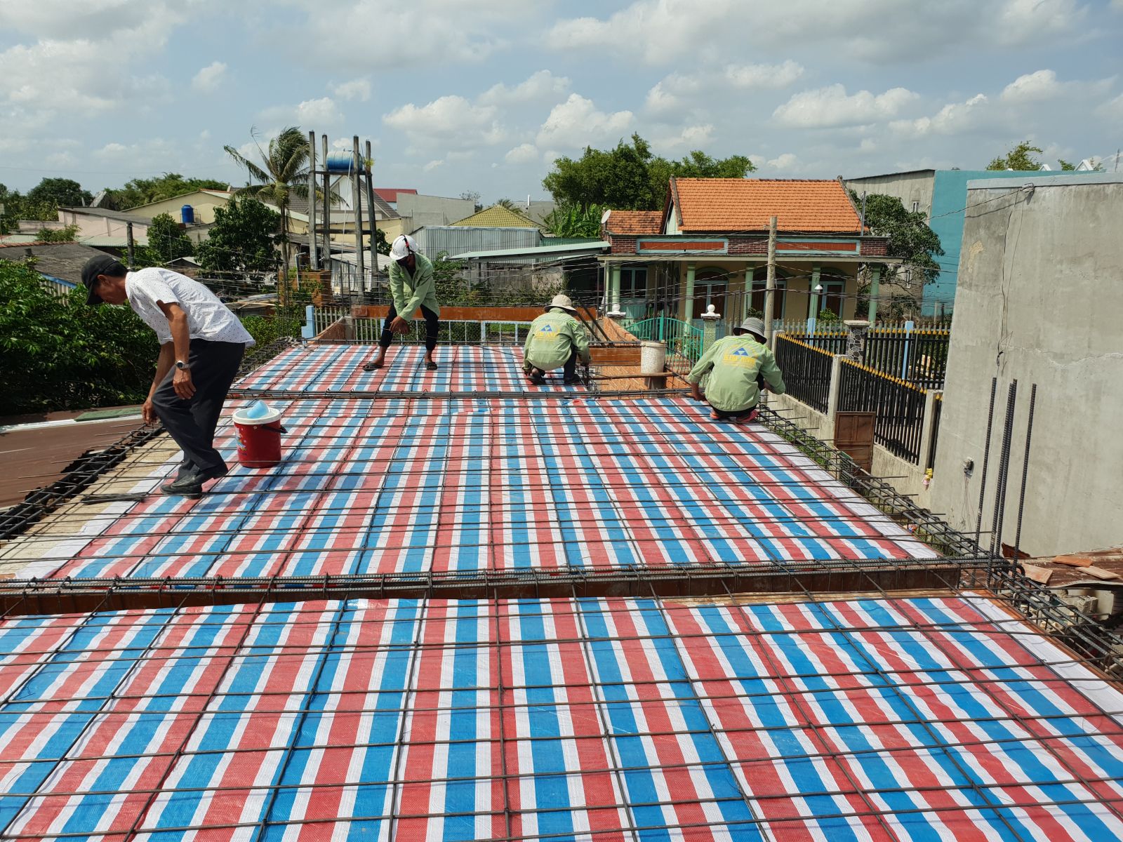 Xây nhà trọn gói Huyện Cần Giuộc, Long An