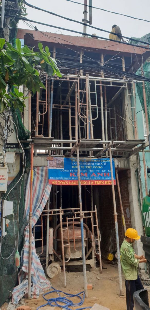 Thi công sàn lầu 1 dự án nhà phố Quận 12