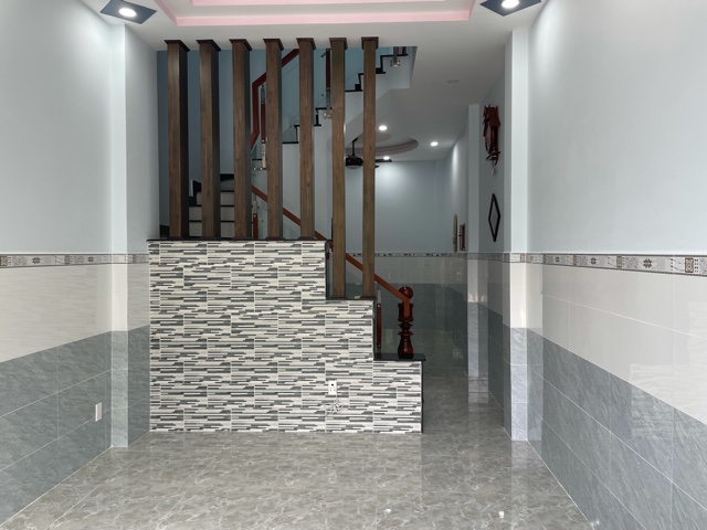 Hoàn thiện phòng khách nhà phố Quận 12