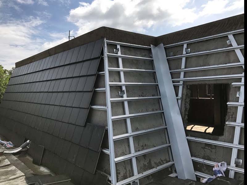 Thi công mái Mansard bằng phương pháp đổ bê tông rồi dán ngói