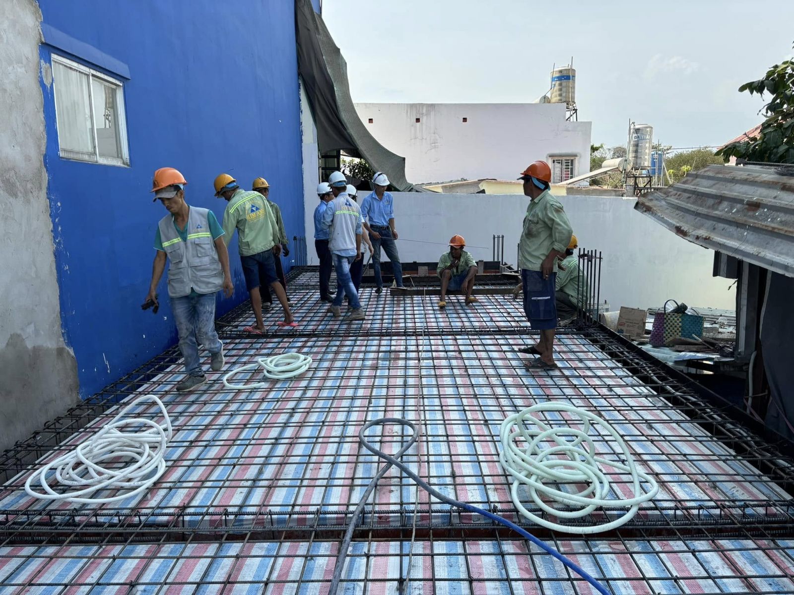 Kinh nghiệm xương máu khi lựa chọn nhà thầu và ký hợp đồng